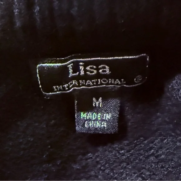 Knit Christmas sweater with leopard printed neck and sleeves - Picture 4 of 9